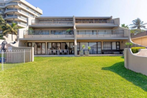 Luxury ground floor beach unit